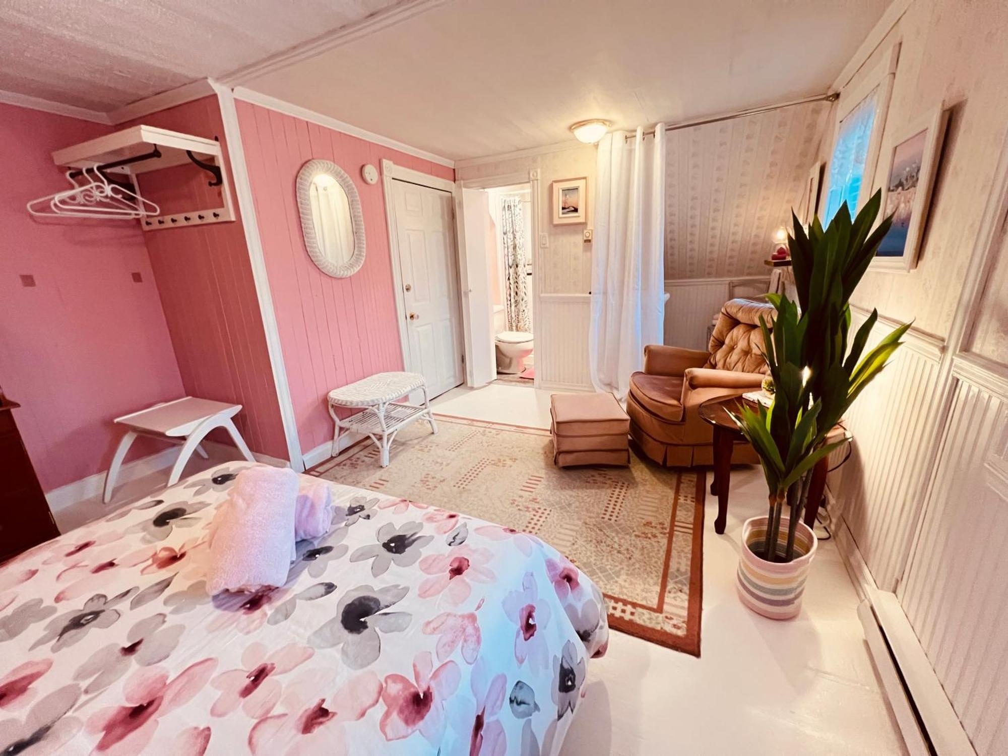 Bed and Breakfast Bed & Cafe Petit Papillon Grandes-Bergeronnes Exteriér fotografie