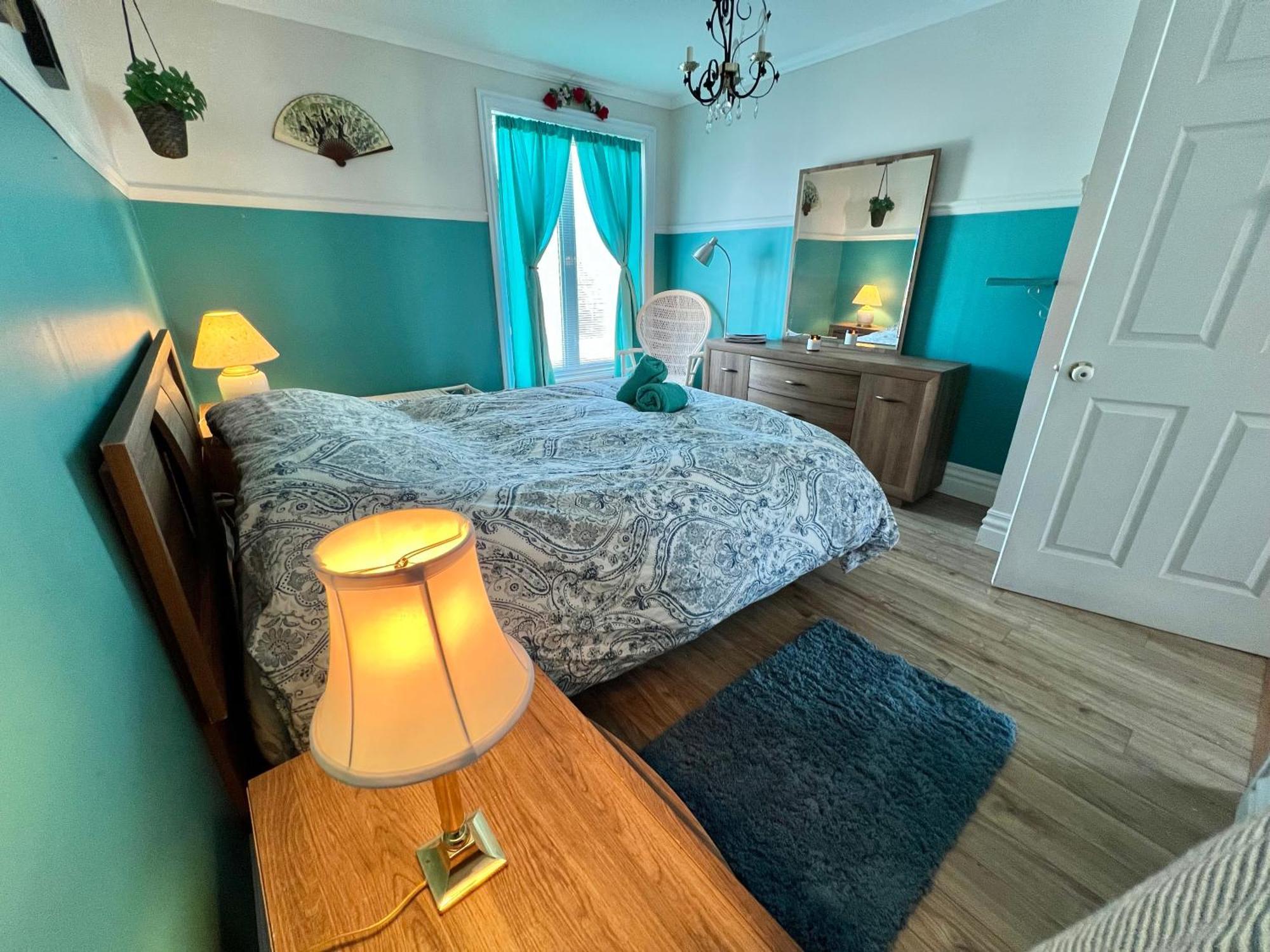 Bed and Breakfast Bed & Cafe Petit Papillon Grandes-Bergeronnes Exteriér fotografie